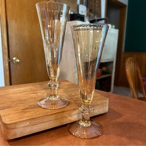 Elegant Champagne Flutes - Peach Luster